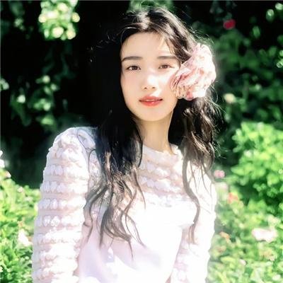 穿书后我成了大佬的心尖宠